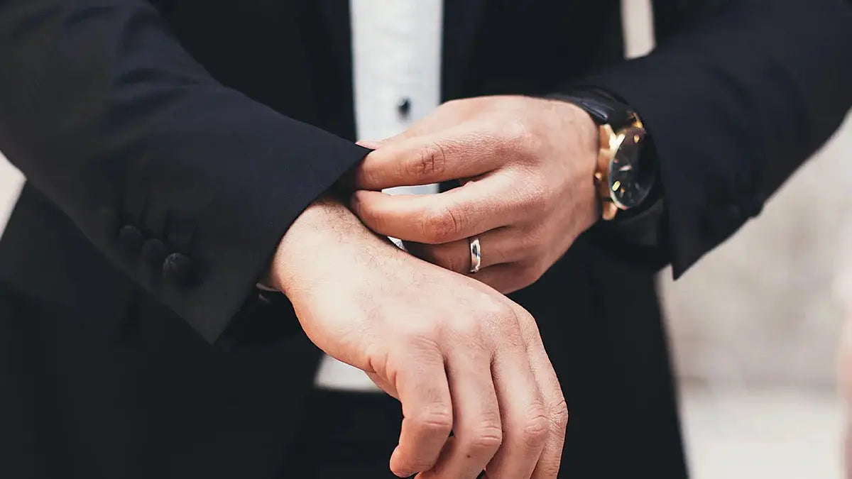 Choosing the Right Wedding Band Metal