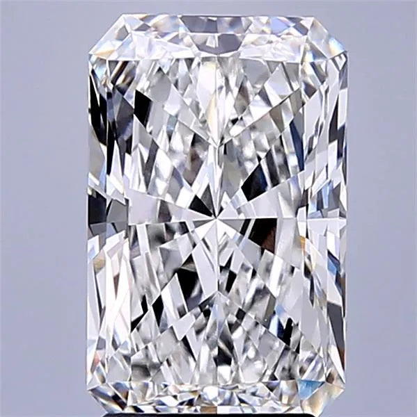 3.10ct Radiant Lab Grown Diamond (Colour F, Clarity VVS2, IGI Certified)