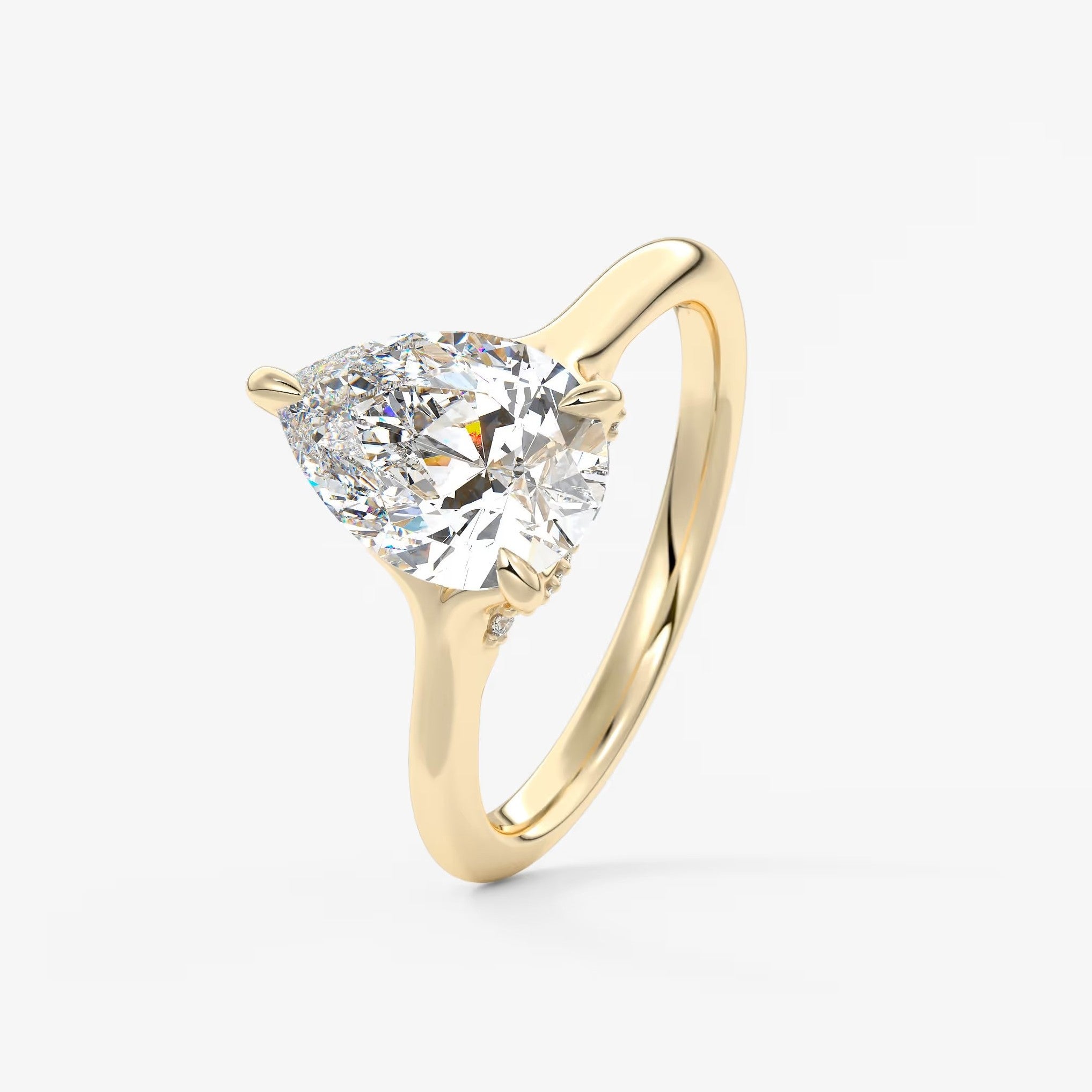 Cassia – pear solitaire with hidden pavé