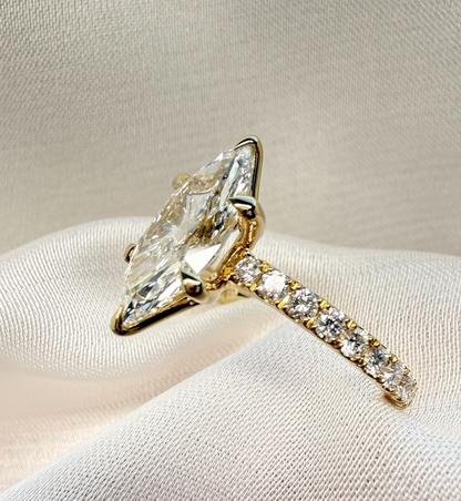 Aura Glide Marquise Pave