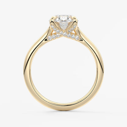 Cassia – oval solitaire with hidden pavé