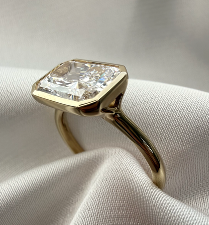 Veda East-West Radiant 3.08ct D VVS2 Lab Diamond Ring