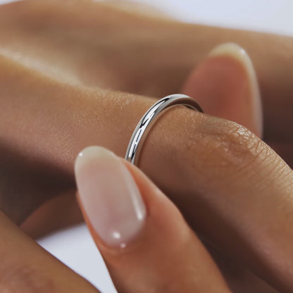 Classic Round Comfort-Fit Wedding Band