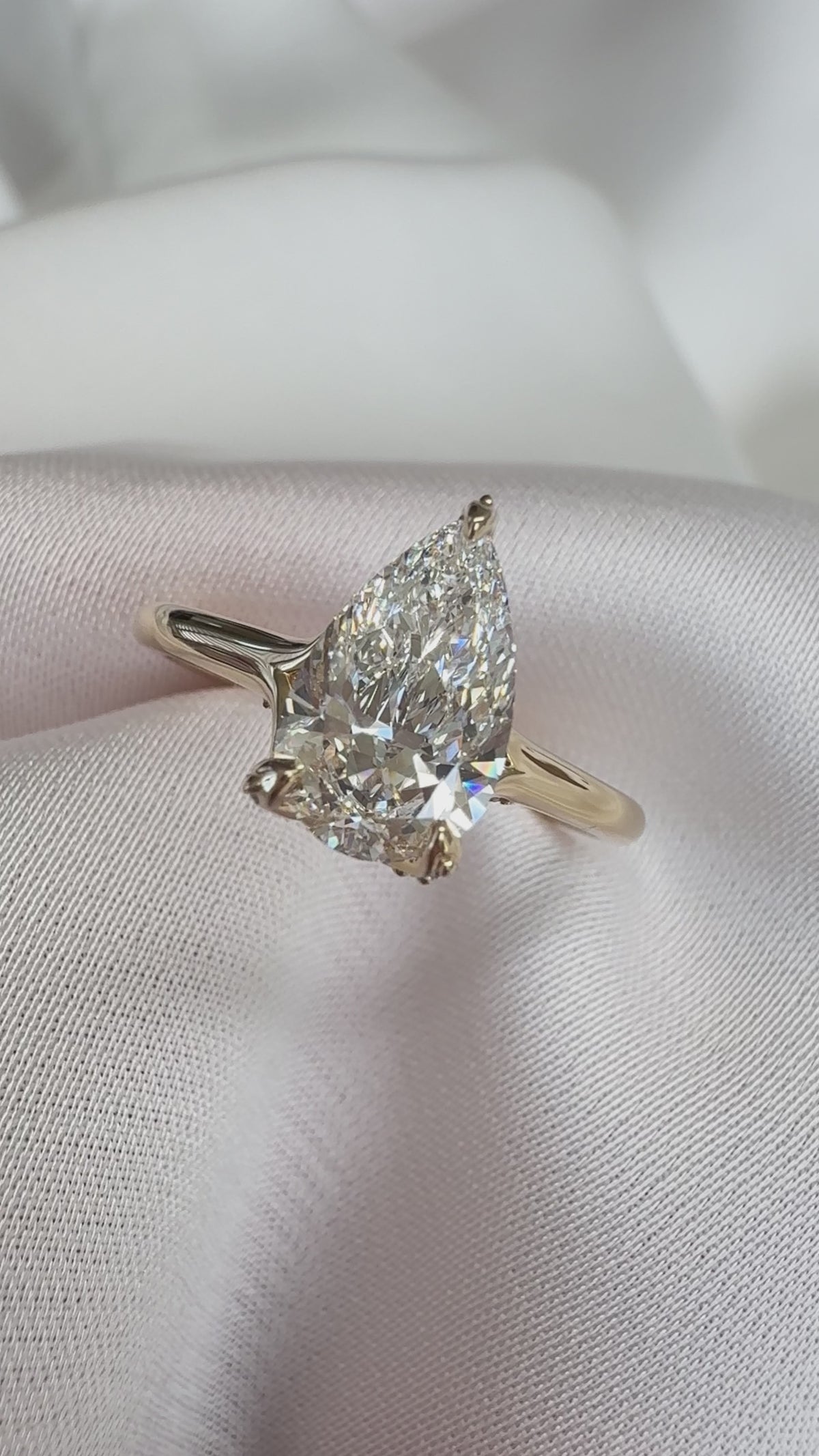 Cassia Pear Hidden Pave Lab Grown Diamond Engagement Ring – 1.43ct D VVS2 | 14K Yellow Gold | 2mm Band Width