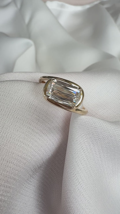 The Flow Elongated Cushion Lab Diamond Engagement Ring - 1.93ct D VVS2 | 18K Yellow Gold